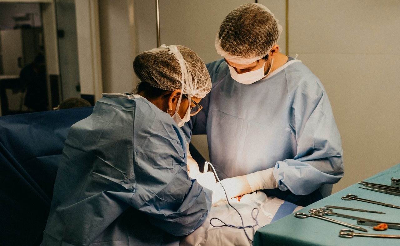 Minh họa: sung huyết tĩnh mạch ở tinh hoàn sau kích thích mà không xuất tinh